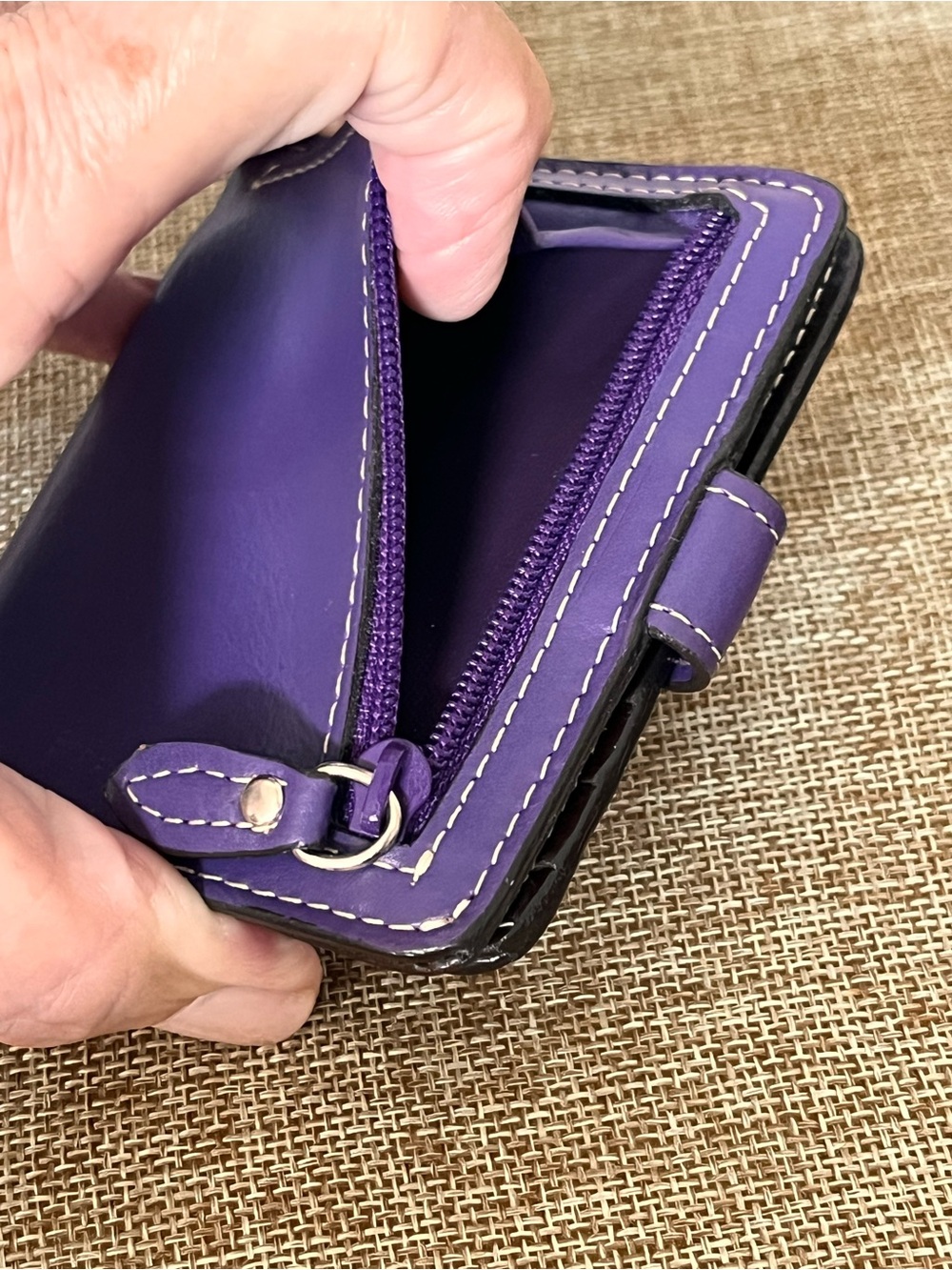 Lodis Petite Purple Leather Card Organizer Wallet Snap Closure Coin Pocket - Picture 4 of 7